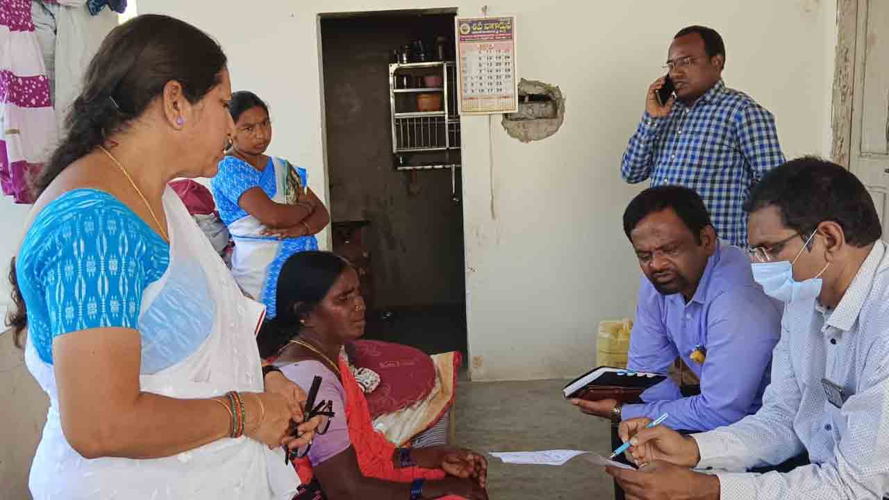 పరిసరాల పరిశుభ్రతతోనే వ్యాధులు దూరం