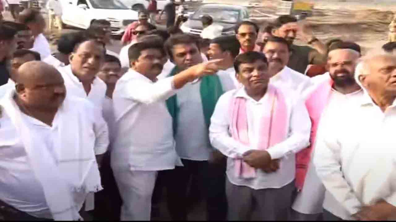 BRS Party | మేడిగ‌డ్డ బ‌రాజ్‌ను ప‌రిశీలిస్తున్న బీఆర్ఎస్ నేత‌లు