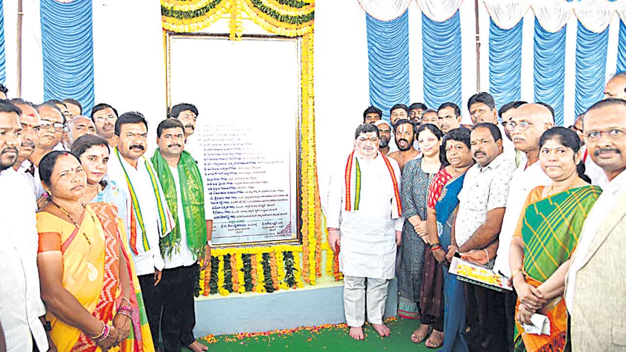 కరీంనగర్‌ను అగ్రగామిగా నిలుపుతాం