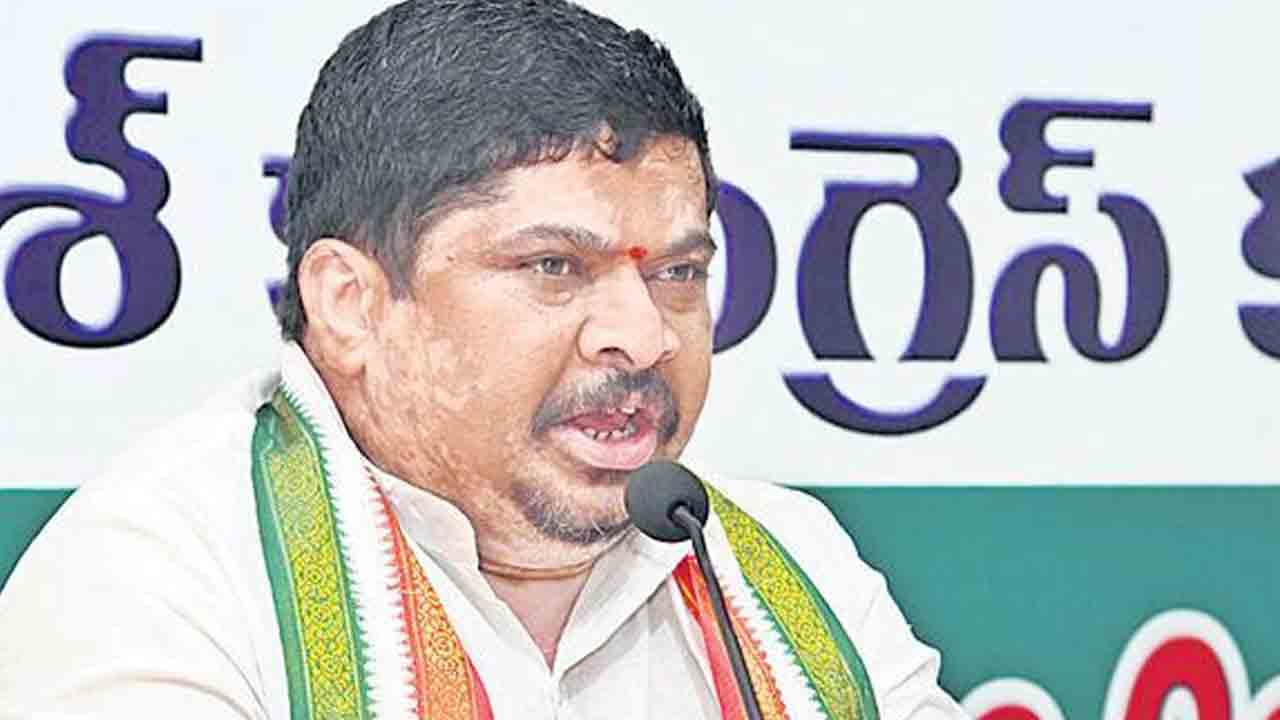 సీఎస్‌కు మంత్రి పొన్నం ఫిర్యాదు