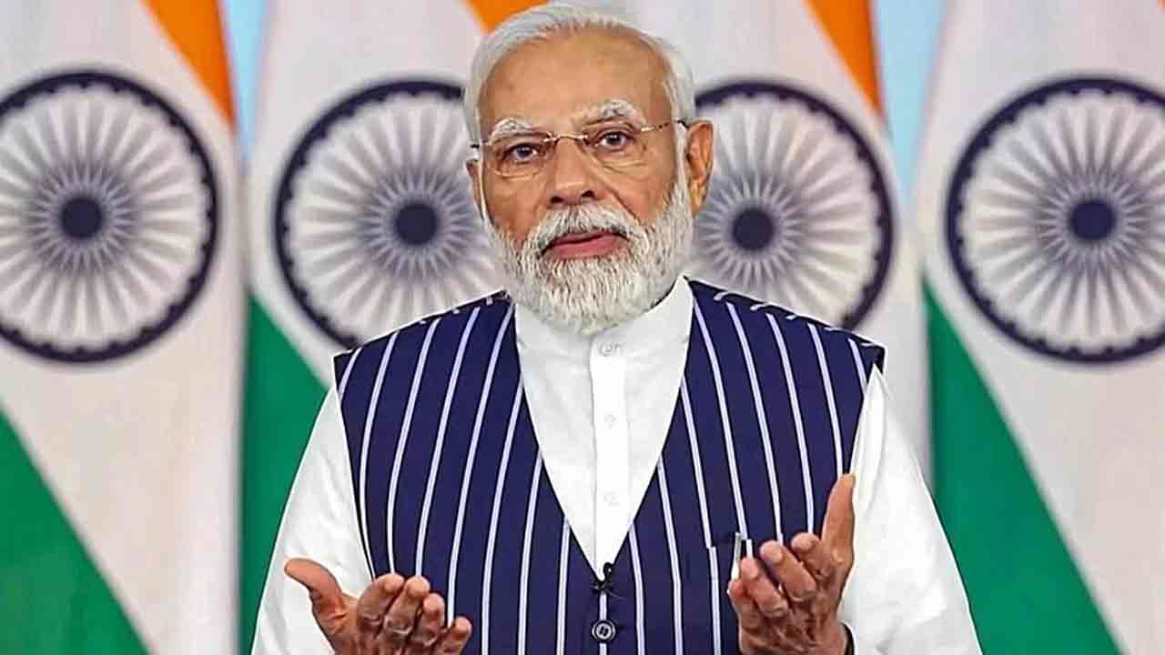PM Modi: మ‌హాకాలేశ్వ‌రుడి ఆల‌యంలో అగ్నిప్ర‌మాద ఘ‌ట‌న బాధాక‌రం: ప్ర‌ధాని మోదీ