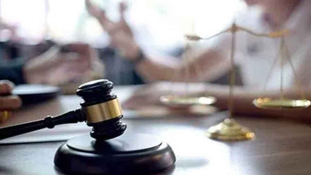 Mumbai Court | బ్రేకప్‌ తర్వాత ప్రియుడి ఆత్మహత్యకు లవర్‌ను తప్పుబట్టలేం: ముంబై కోర్టు