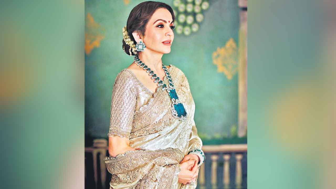 నెక్లెస్‌@500 కోట్లు!