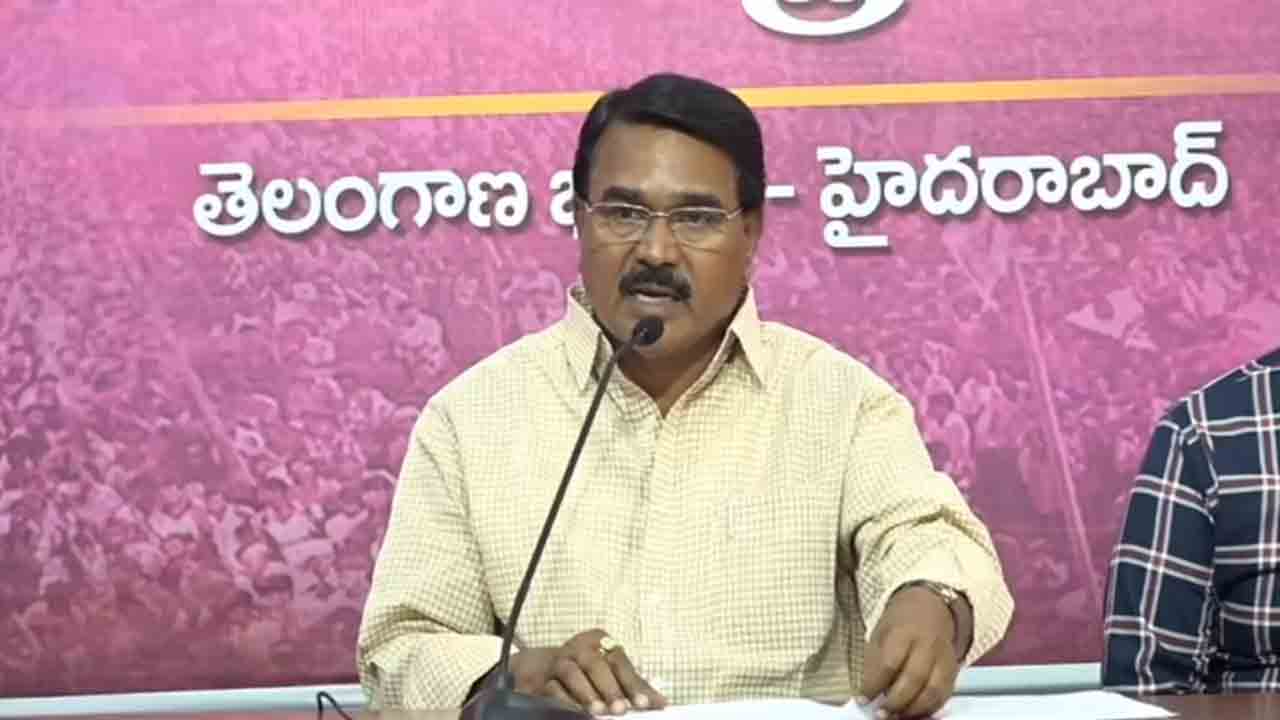 Niranjan Reddy | నష్టపోయిన రైతులకు ఎకరానికి రూ. 10 వేలు నష్టపరిహారం ఇవ్వాలి : సింగిరెడ్డి నిరంజన్ రెడ్డి