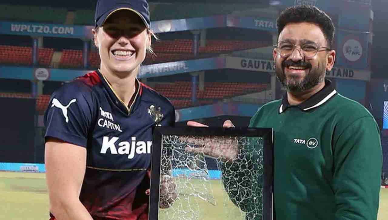 Elyssa Perry | ‘గ్లాస్ బ్రేకింగ్ ఇన్నింగ్స్‌’కు గుర్తుగా.. ఆర్సీబీ స్టార్‌కు మ‌ర్చిపోలేని కానుక