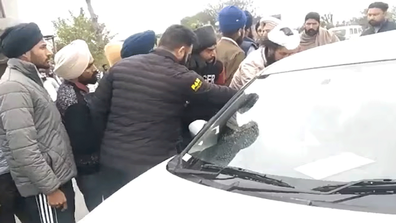 పంజాబ్‌లో ప‌ట్ట‌ప‌గ‌లు దుండ‌గుల దుశ్చ‌ర్య : ఆప్ కార్య‌క‌ర్త గుర్‌ప్రీత్ సింగ్ కాల్చివేత