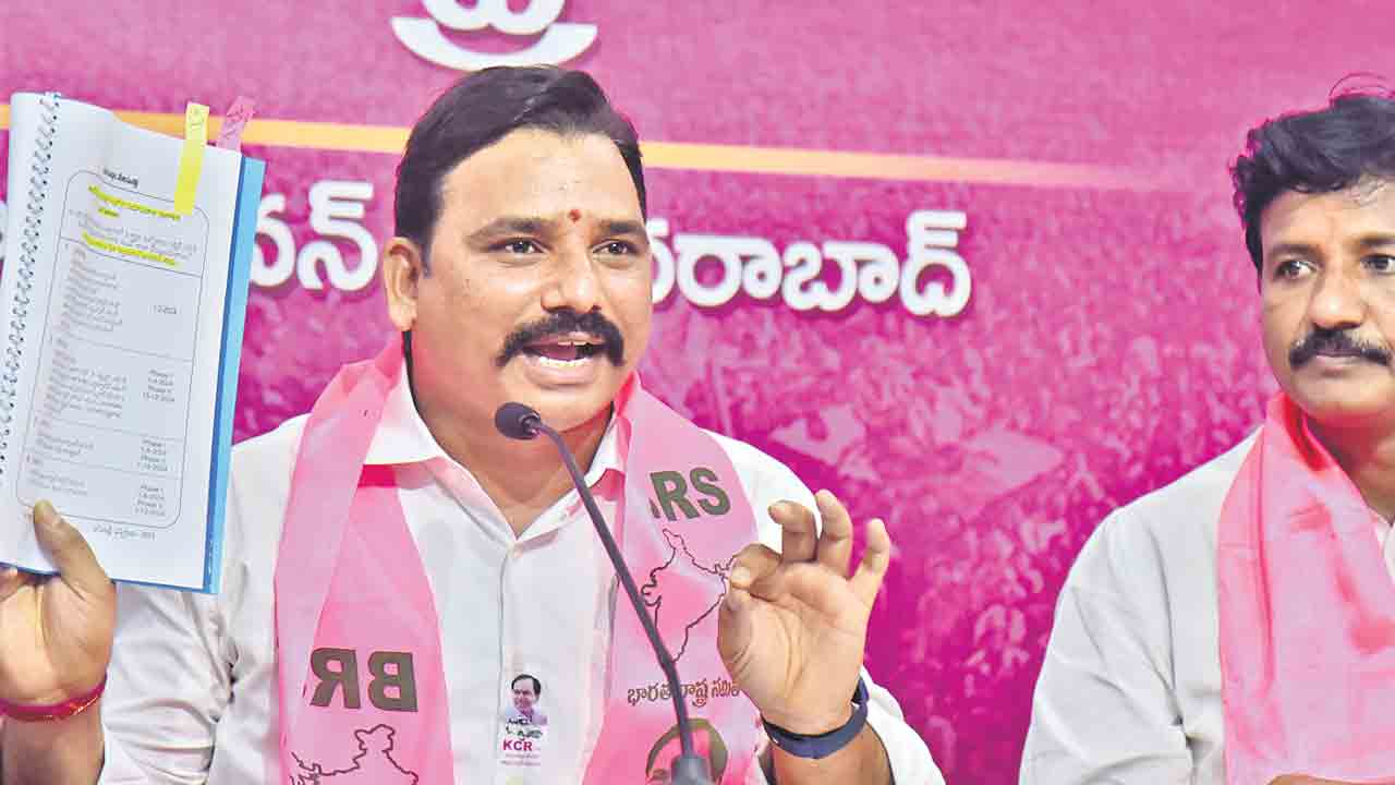 టెట్‌ ఫీజు రద్దు చేయాలి