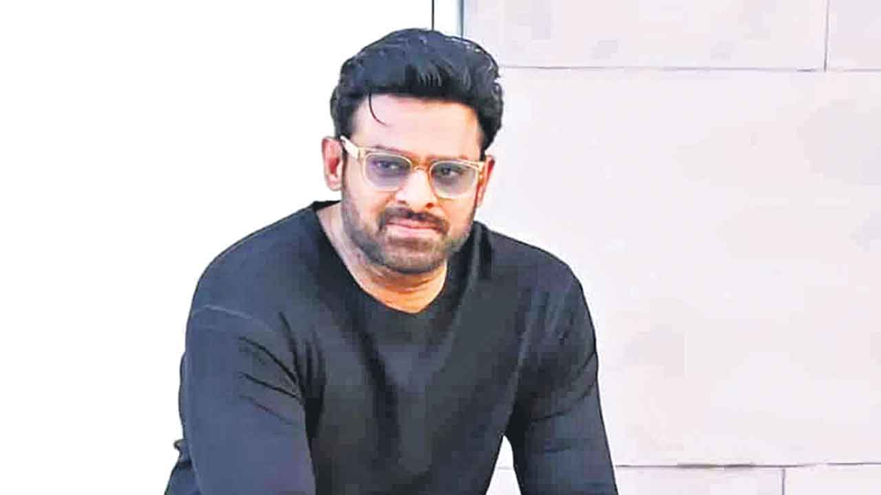 Prabhas | ఇటలీలోని ఆ ద్వీపంలో ప్రభాస్‌, దిశాపటానీ హంగామా‌..