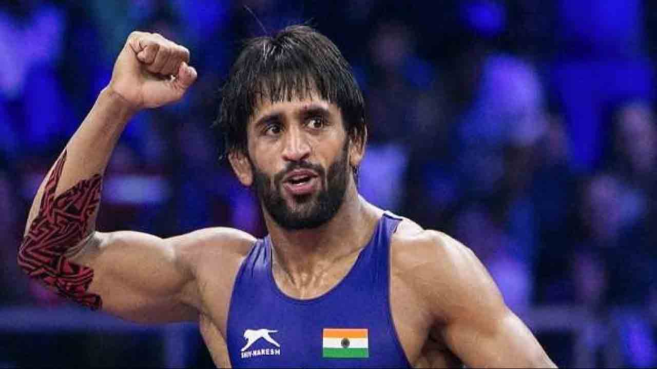 Bajrang Punia | స్టార్ రెజ్ల‌ర్‌కు ఆర్ధిక సాయం.. చిగురిస్తున్న ఒలింపిక్స్ ఆశ‌లు