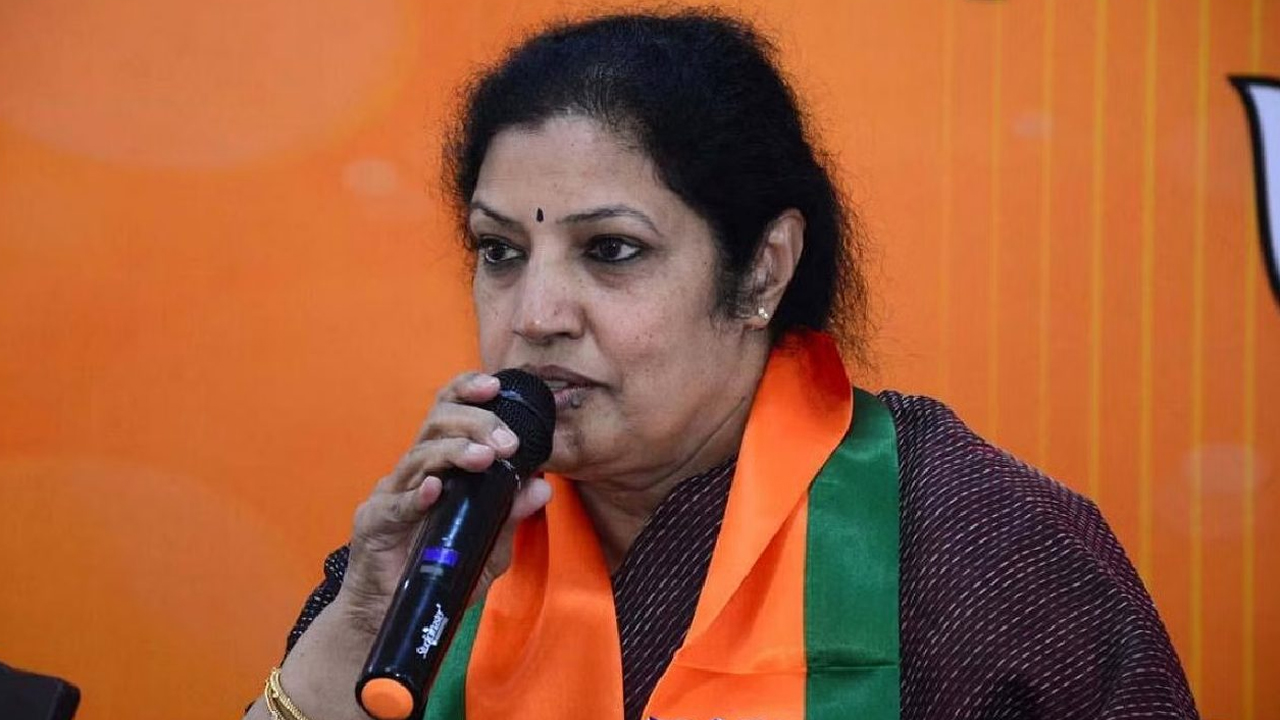 AP Politics | ఉన్నఫళంగా ఢిల్లీ వెళ్లిన పురంధేశ్వరి.. చంద్రబాబు, పవన్‌ కళ్యాణ్‌కు టెన్షన్‌