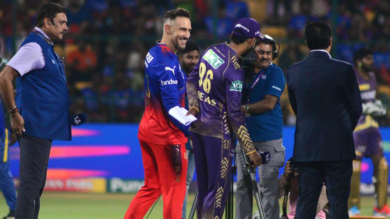 RCB vs KKR | టాస్‌ గెలిచిన కోల్‌కతా.. బ్యాటింగ్‌కు దిగనున్న ఆర్సీబీ