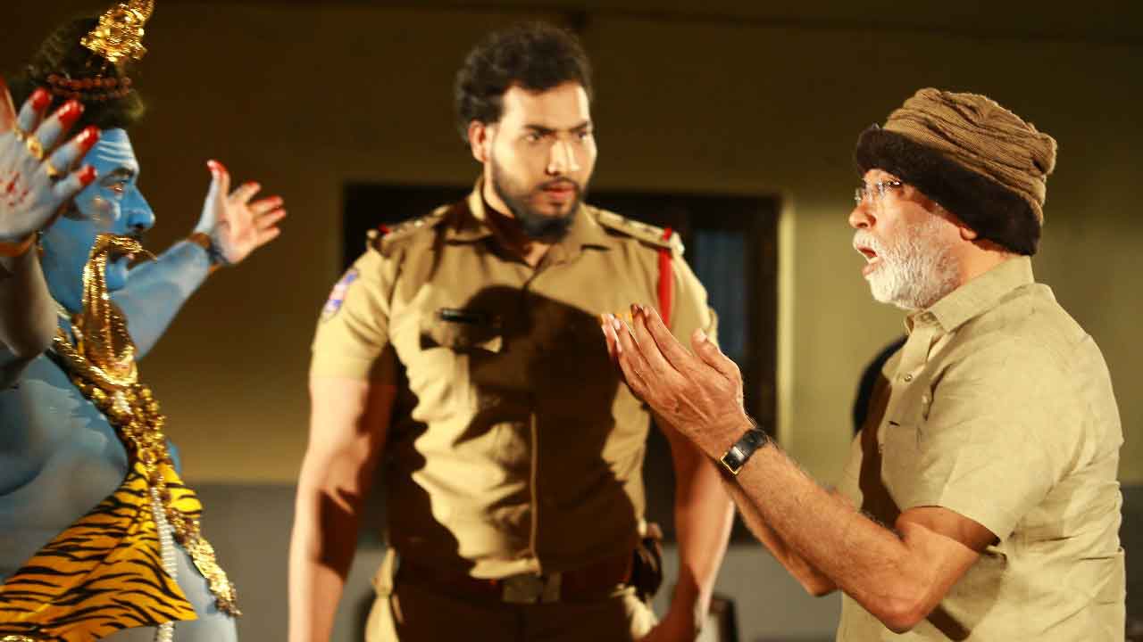 మళ్లీ పుట్టి వచ్చినవా..