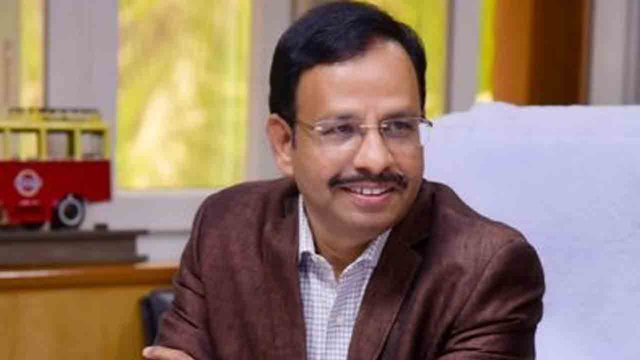 ఉద్యోగుల సంక్షేమానికి పెద్దపీట: ఆర్టీసీ ఎండీ