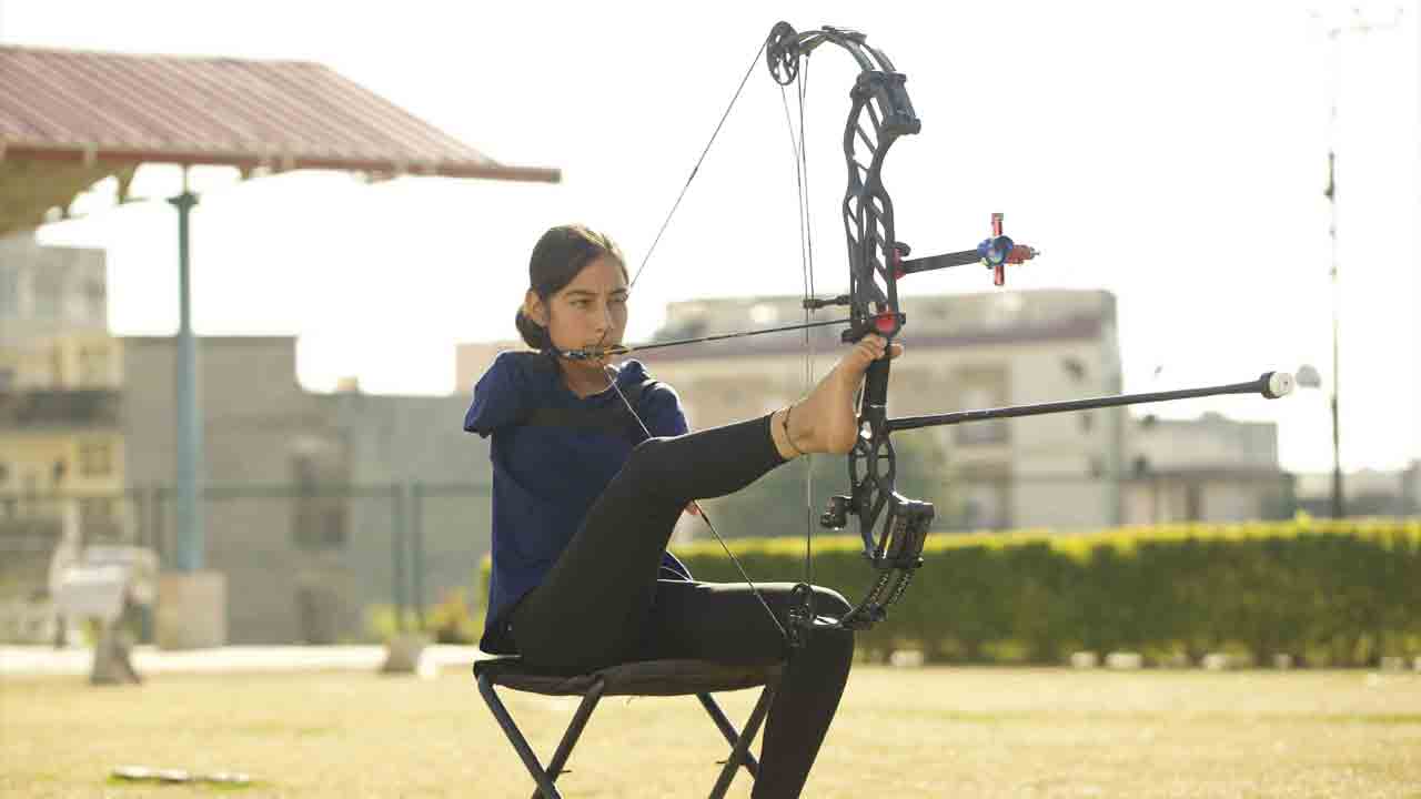 Inspirational Story | చేతులు లేకున్నా ఆర్చరీలో అదరగొడుతున్న శీతల్‌.. ఆమె ఖాతాలో ఇప్పటికే 10 పతకాలు