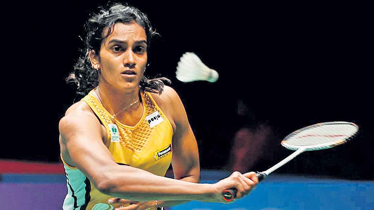 సింధు ముందంజ