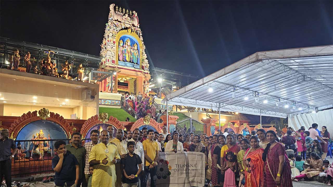 Singapore | తెలంగాణ కల్చరల్ సొసైటీ (సింగపూర్) ఆధ్వర్యంలో ఘనంగా శివాలయాల సందర్శన యాత్ర