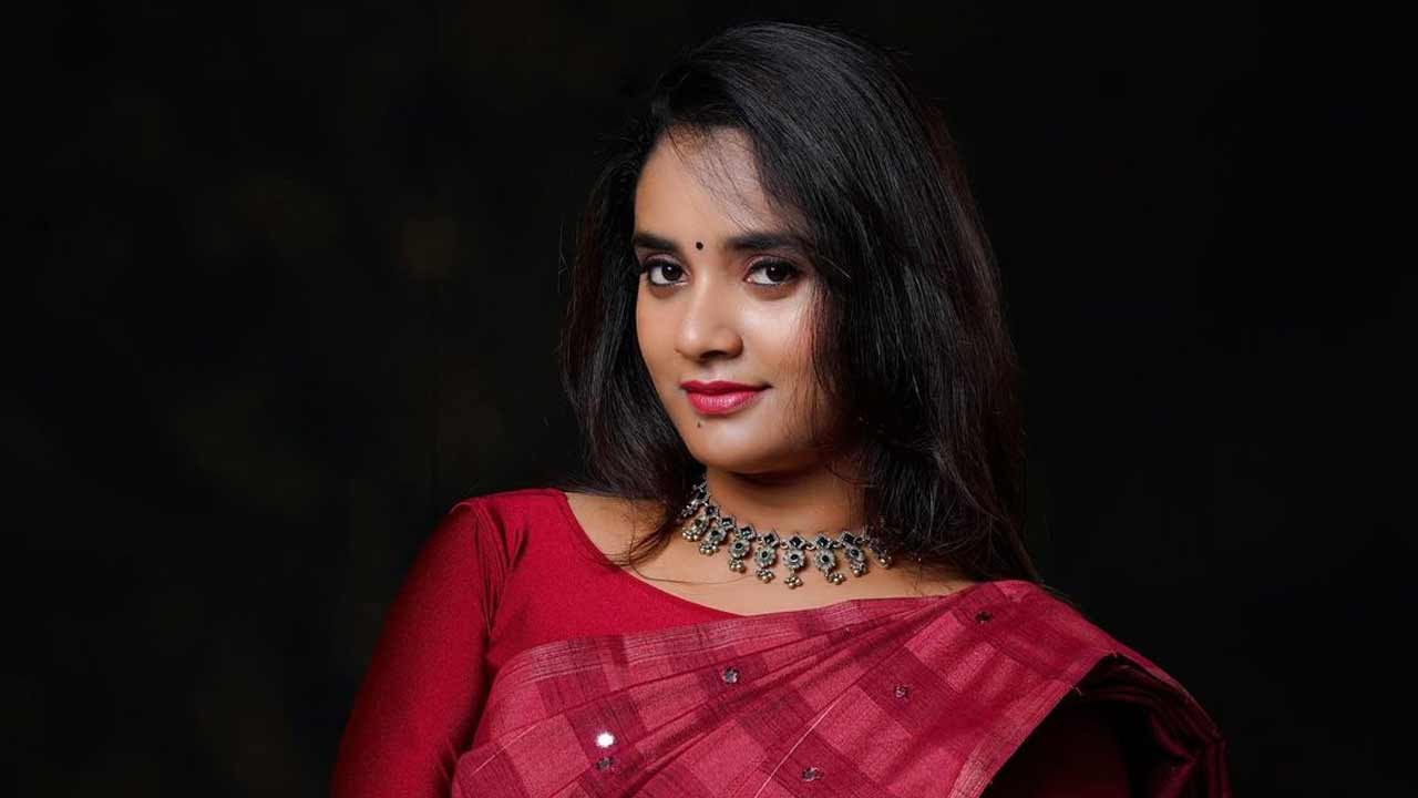 Soumya Shetty | ఆ నటి వేధిస్తోంది.. వైజాగ్‌ పోలీసులకు రిటైర్డ్‌ ఉద్యోగి ఫిర్యాదు
