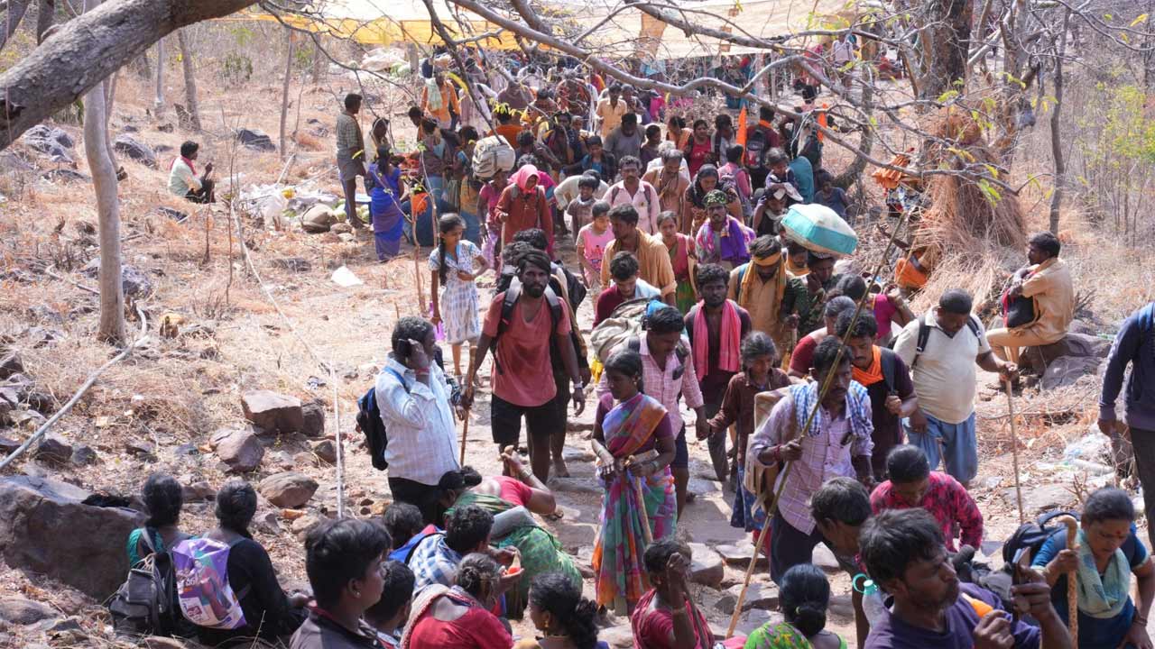 Srisailam | శ్రీశైలంలో వైభవంగా శివరాత్రి బ్రహ్మోత్సవాలు.. కిటకిటలాడుతున్న శ్రీగిరి