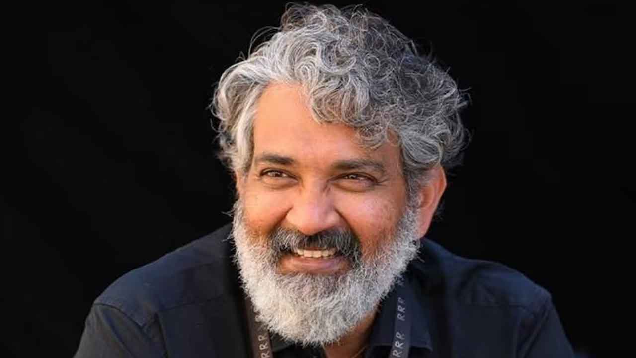 SS Rajamouli | దర్శకధీరుడి క్లారిటీ.. అవును మహేశ్‌తో సినిమా చేస్తున్న: రాజమౌళి