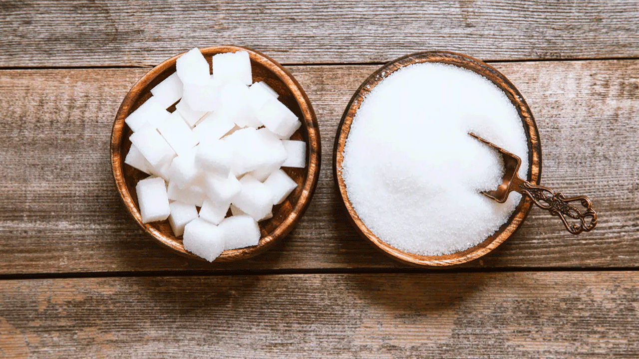 Health Tips | చ‌క్కెర‌ అధికంగా తీసుకుంటే ఆరోగ్యానికి డేంజ‌ర్ బెల్స్ : రోజుకు ఎన్ని గ్రాముల చ‌క్కెర తీసుకోవాలంటే..!