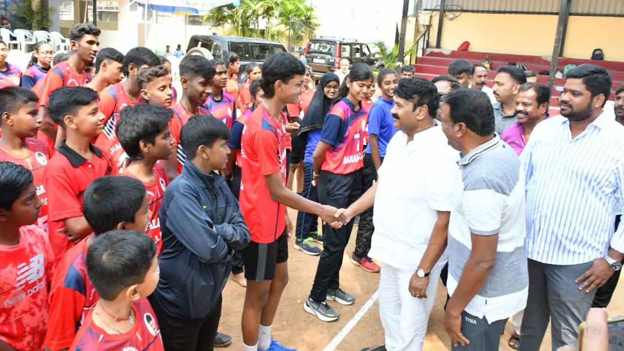 Volleyball competitions | వాలీబాల్‌ పోటీలను ప్రారంభించిన ఎమ్మెల్యే తలసాని