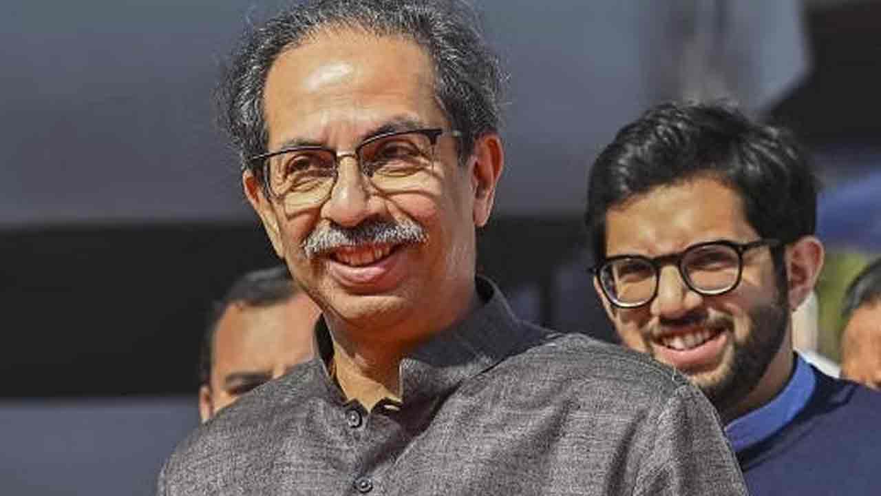 Lok sabha polls: లోక్‌స‌భ ఎన్నిక‌లకు తొలి జాబితా ప్ర‌క‌టించిన శివ‌సేన