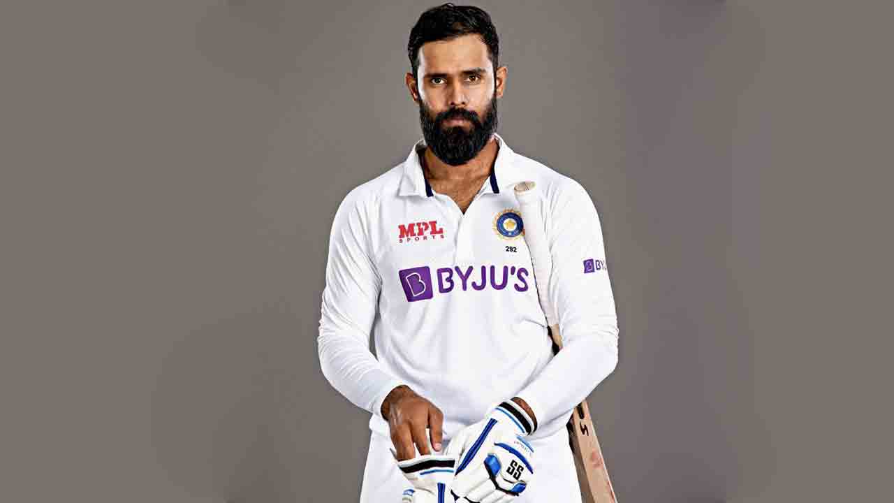 విహారికి షోకాజ్‌ నోటీసులు