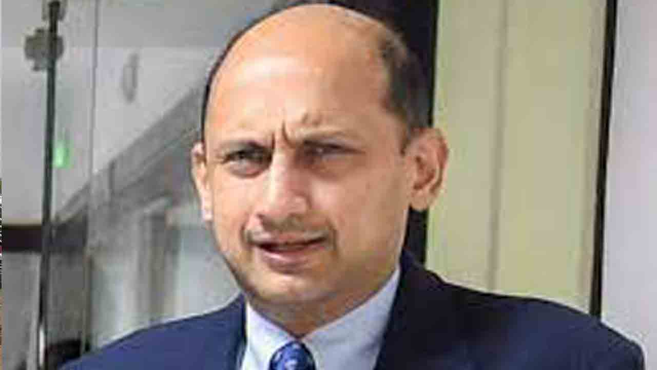 వృద్ధిపై గొప్పలు చెప్పి సరిపెట్టొద్దు..