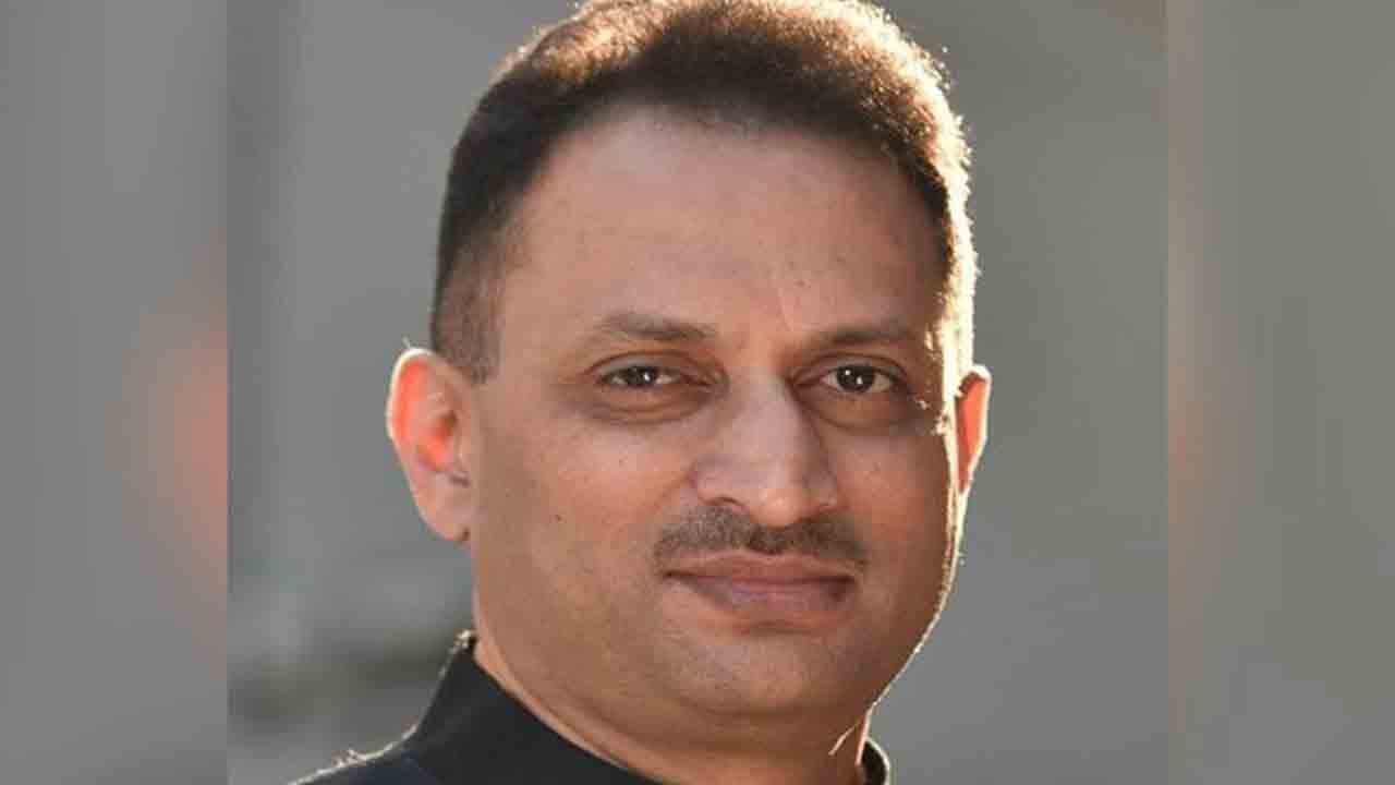 రాజ్యాంగం మార్చాల‌న్న ఎంపీకి షాకిచ్చిన బీజేపీ.. అనంత్ హెగ్డే స్దానంలో విశ్వేశ్వ‌ర హెగ్డేకు ఛాన్స్‌