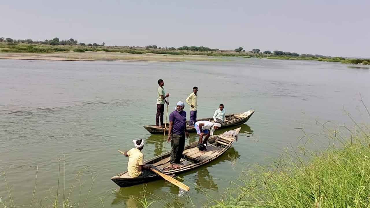 Wardha river | హోలీ వేడుకలో విషాదం.. వార్దా నదిలో గల్లంతయిన నలుగురు యువకుల మృతి