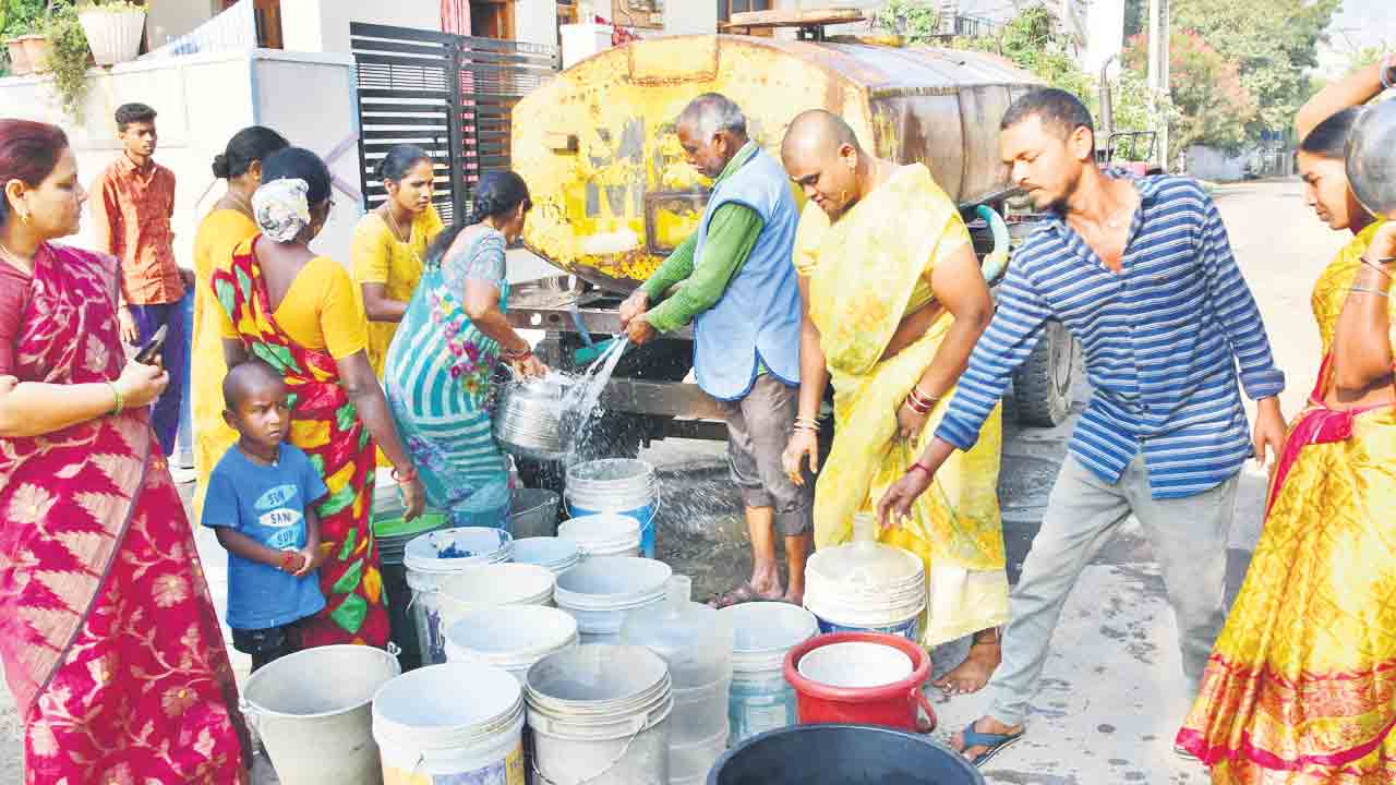 నగరంలో నీటి కటకట