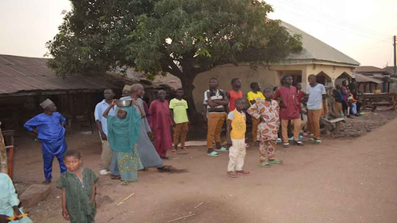 నైజీరియాలో 287 మంది విద్యార్థుల కిడ్నాప్‌