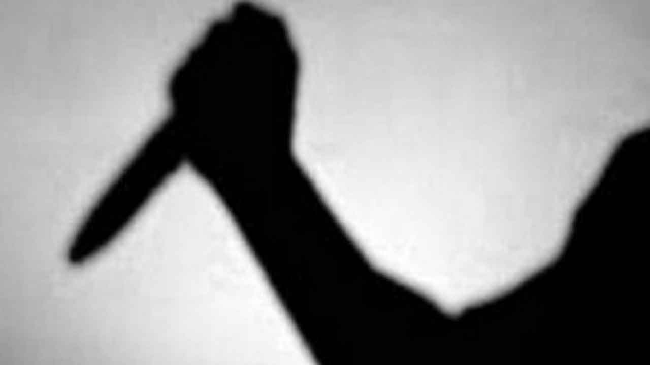 ప్రియుడి మర్మాంగాలు కోసేసిన మహిళ