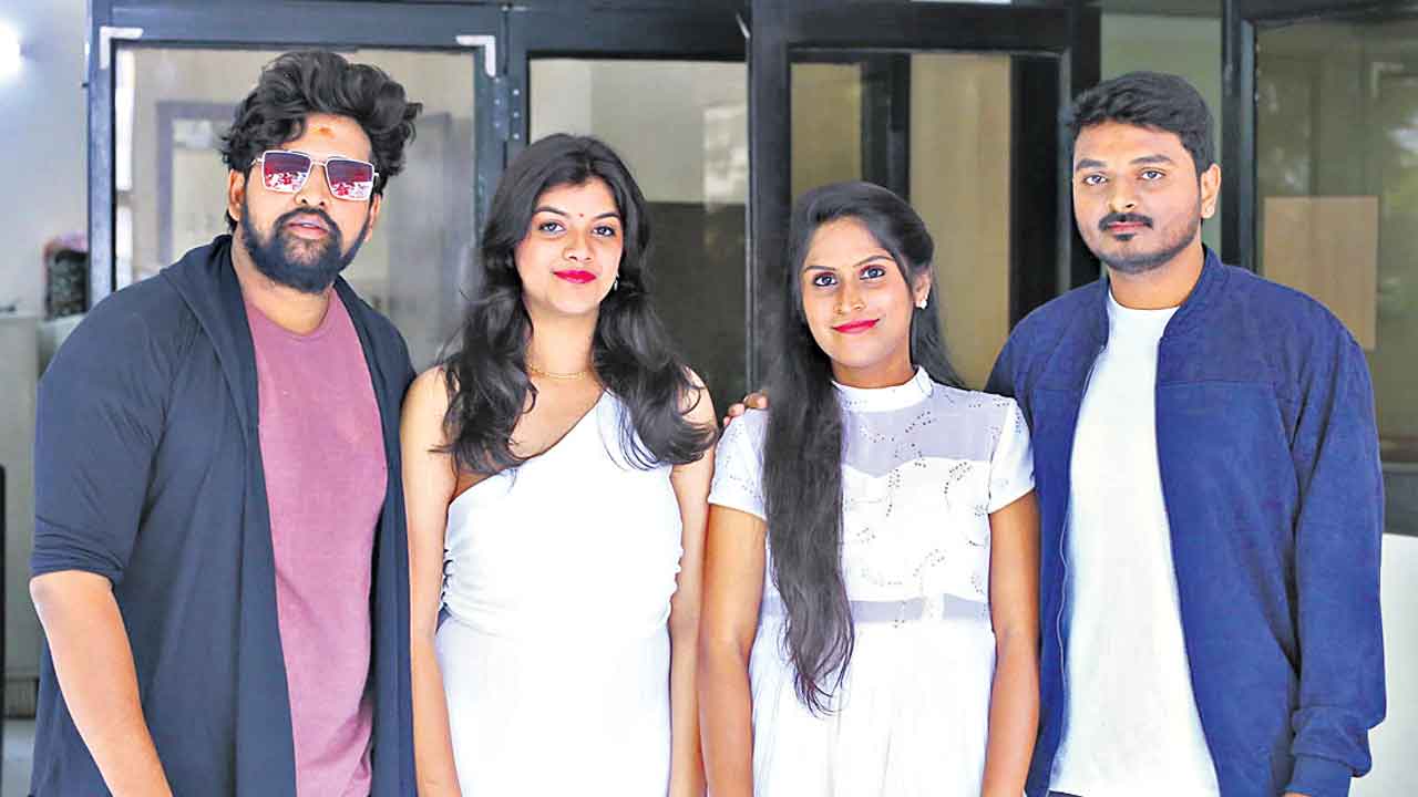 సస్పెన్స్‌ థ్రిల్లర్‌ కథాంశంతో..