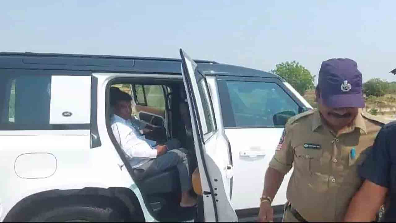 ఎంపీ నామా కారు తనిఖీ