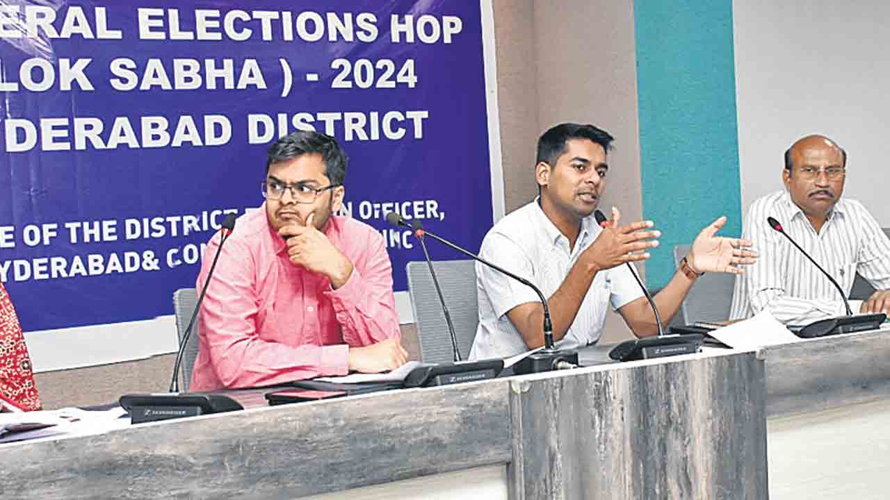 Postal Ballot | పోస్టల్‌ బ్యాలెట్‌ దరఖాస్తుకు.. ఏప్రిల్‌ 15 వరకే గడువు