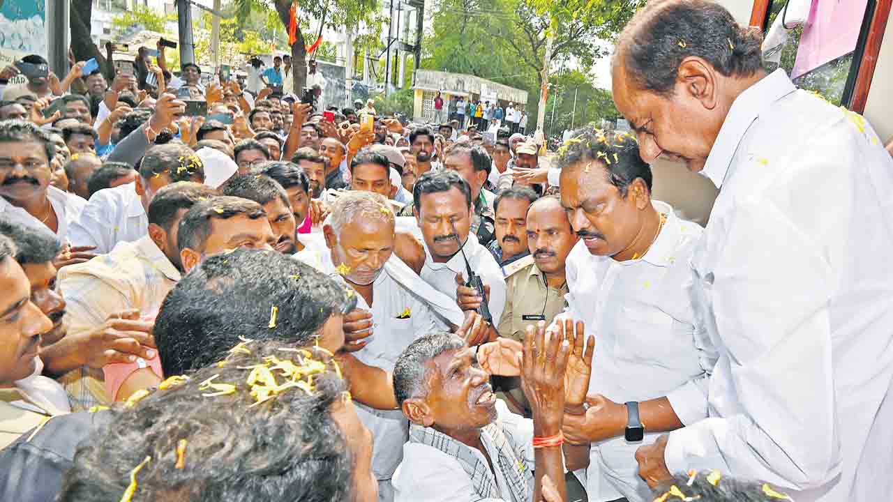 KCR | ఇందిరమ్మ రాజ్యం.. ఇకిలించినట్టే!: కేసీఆర్‌