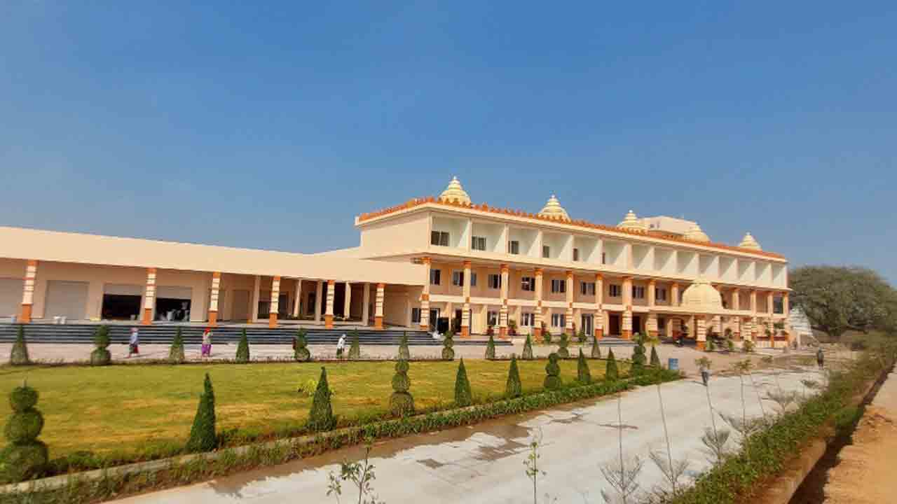 అలంపూర్‌కు సరికొత్త అందాలు