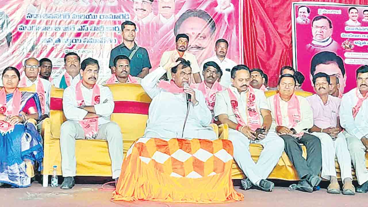 అనిల్‌ కుమార్‌ గాలికి బీజేపీ,కాంగ్రెస్‌ కొట్టుకుపోవాలి