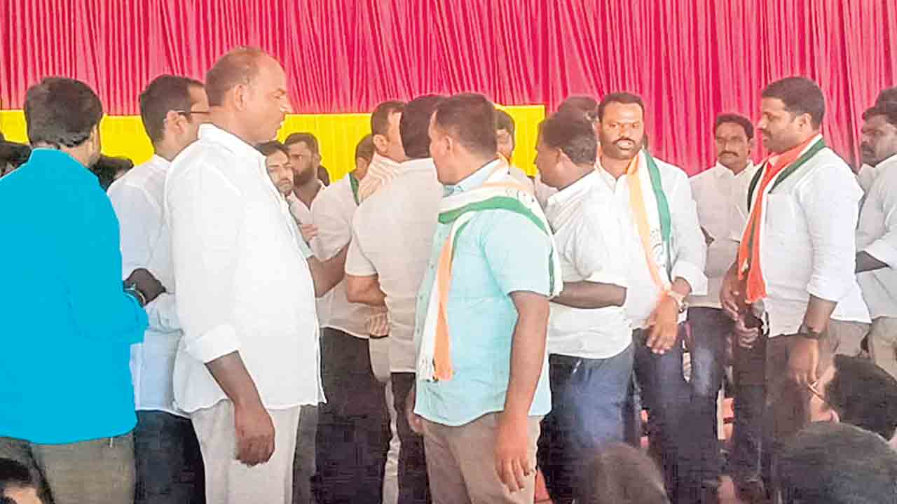 ఏనుగు v/s బొక్క కిమ్మనని కిచ్చన్న