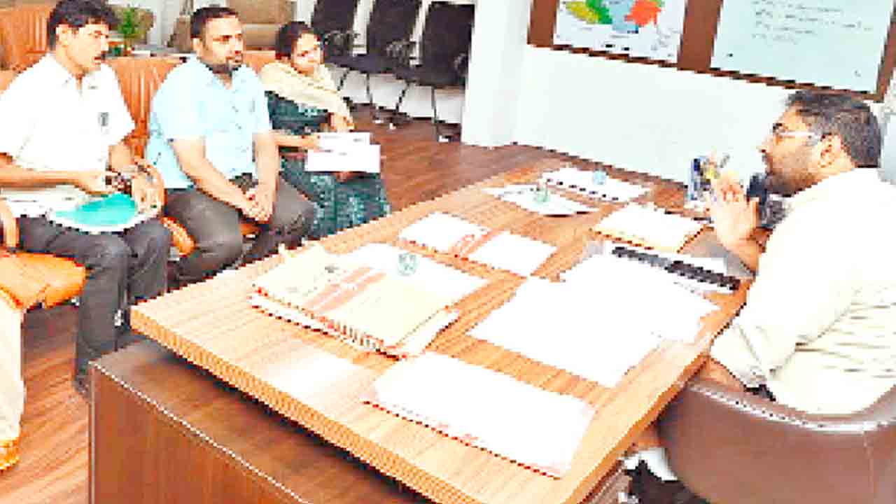 ‘మెడికల్‌’ పోస్టులకు నోటిఫికేషన్‌ ఇవ్వాలి