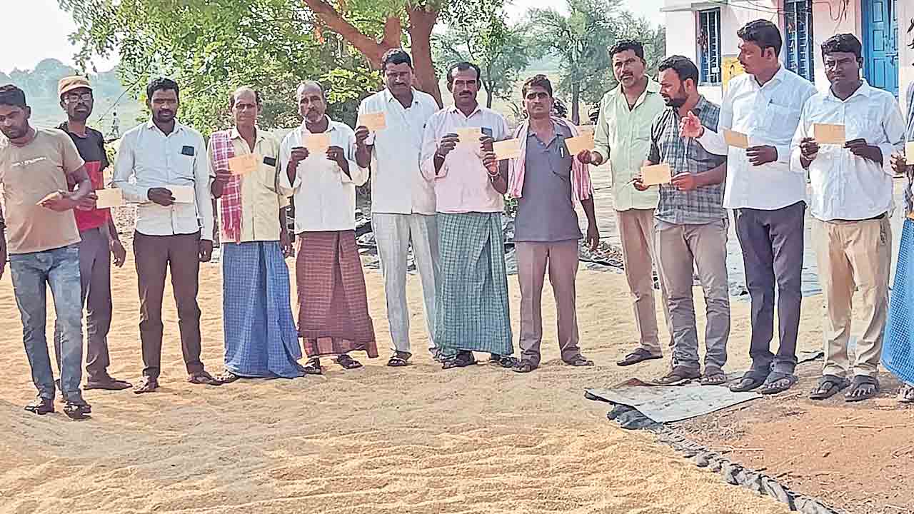 ఉధృతంగా పోస్టు కార్డు ఉద్యమం