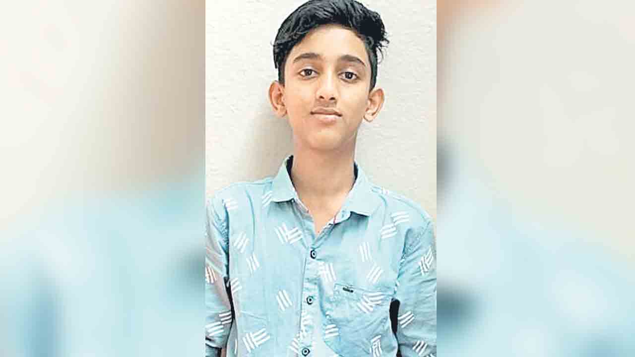 విద్యార్థి ఆత్మహత్య