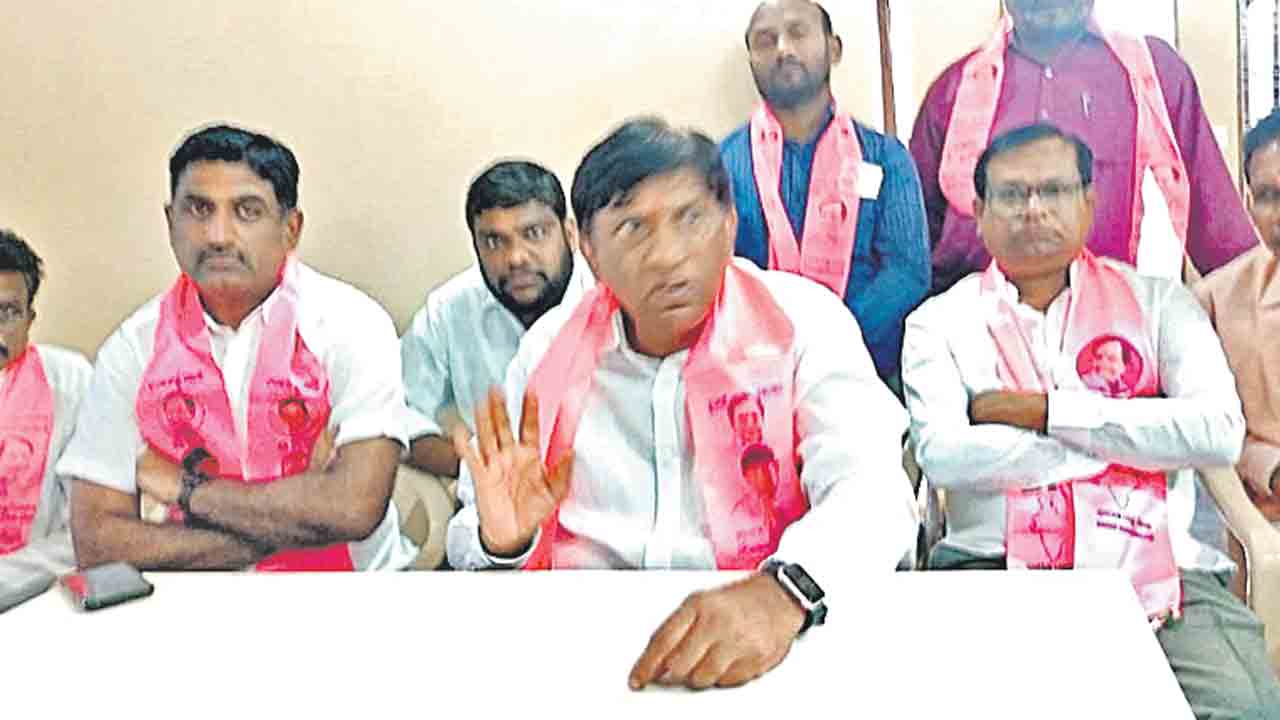 ఉద్దెరతో ఉచితాలు