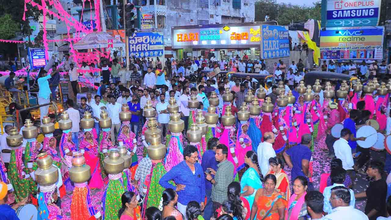 ఎన్‌టీఆర్‌ స్ఫూర్తితో రాజకీయాల్లోకి వచ్చా..