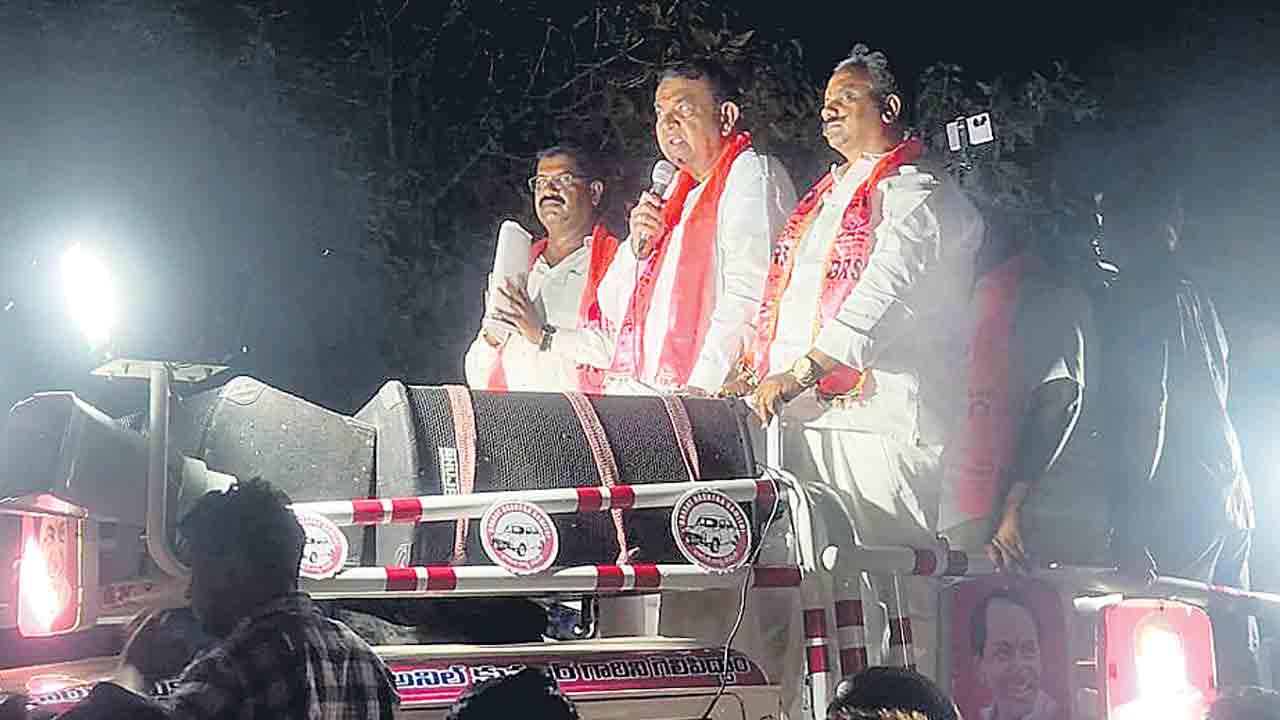 జనం నమ్మట్లేదని దేవుళ్ల మీద ఒట్లు