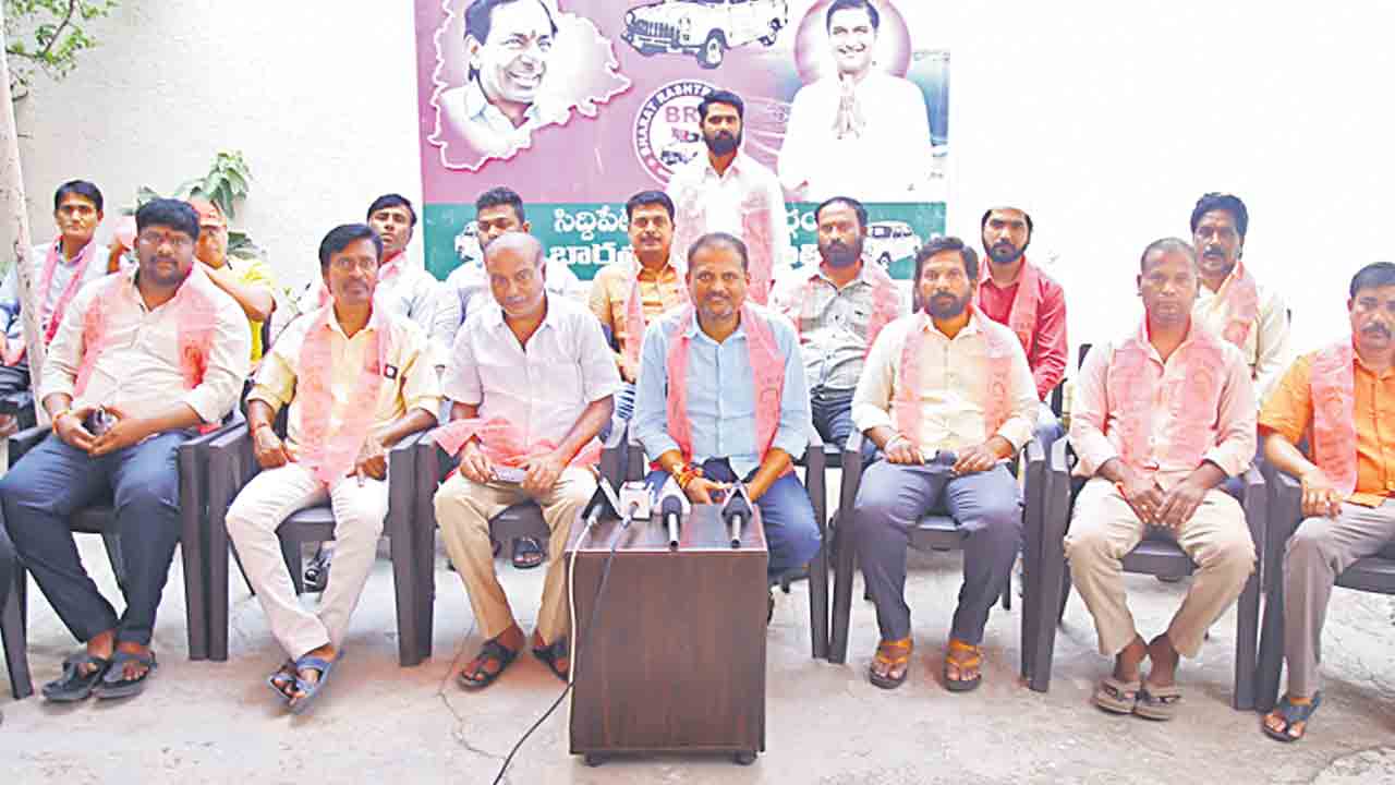 స్వార్థ ప్రయోజనాలకే కాంగ్రెస్‌లో చేరిక