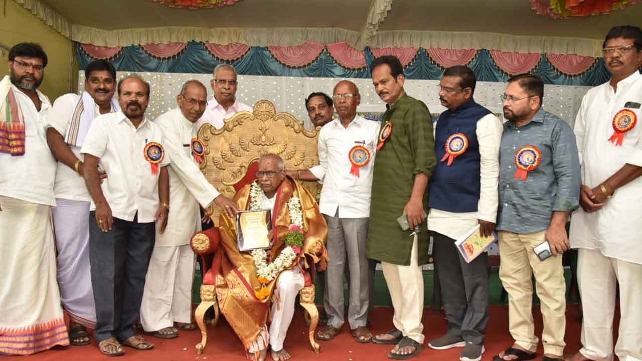 జిల్లా సాహిత్యంపై మరిన్ని పరిశోధనలు అవసరం