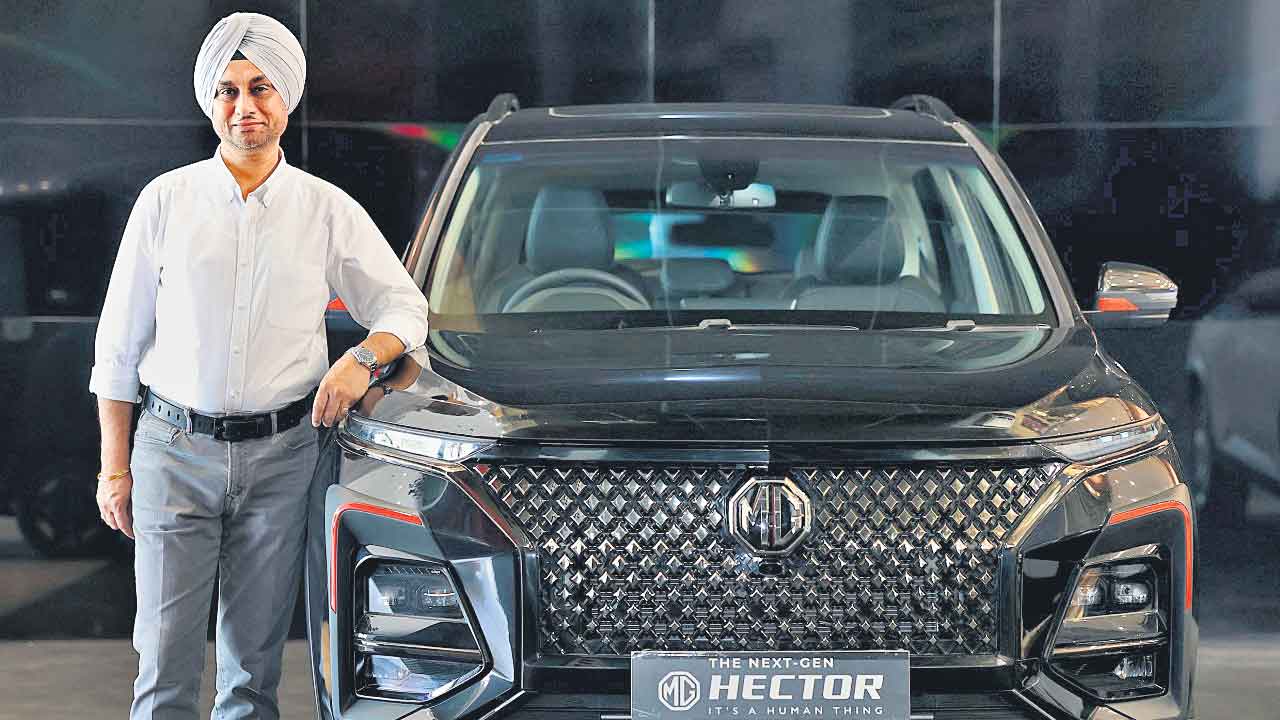 ఎంజీ హెక్టార్‌ బ్లాక్‌స్టోర్మ్‌