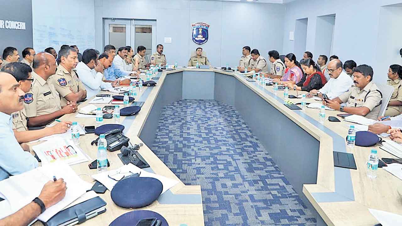 లోక్‌సభ ఎన్నికలకు పటిష్ట బందోబస్తు